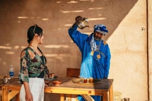 Marrakesz: Luksusowy nocleg na pustyni Agafay i pokaz kolacji