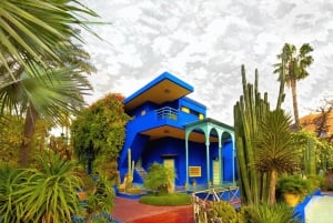 Marrakech: excursão ao jardim Majorelle e Menara e passeio de carruagem