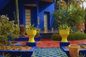 Marrakech: excursão ao jardim Majorelle e Menara e passeio de carruagem