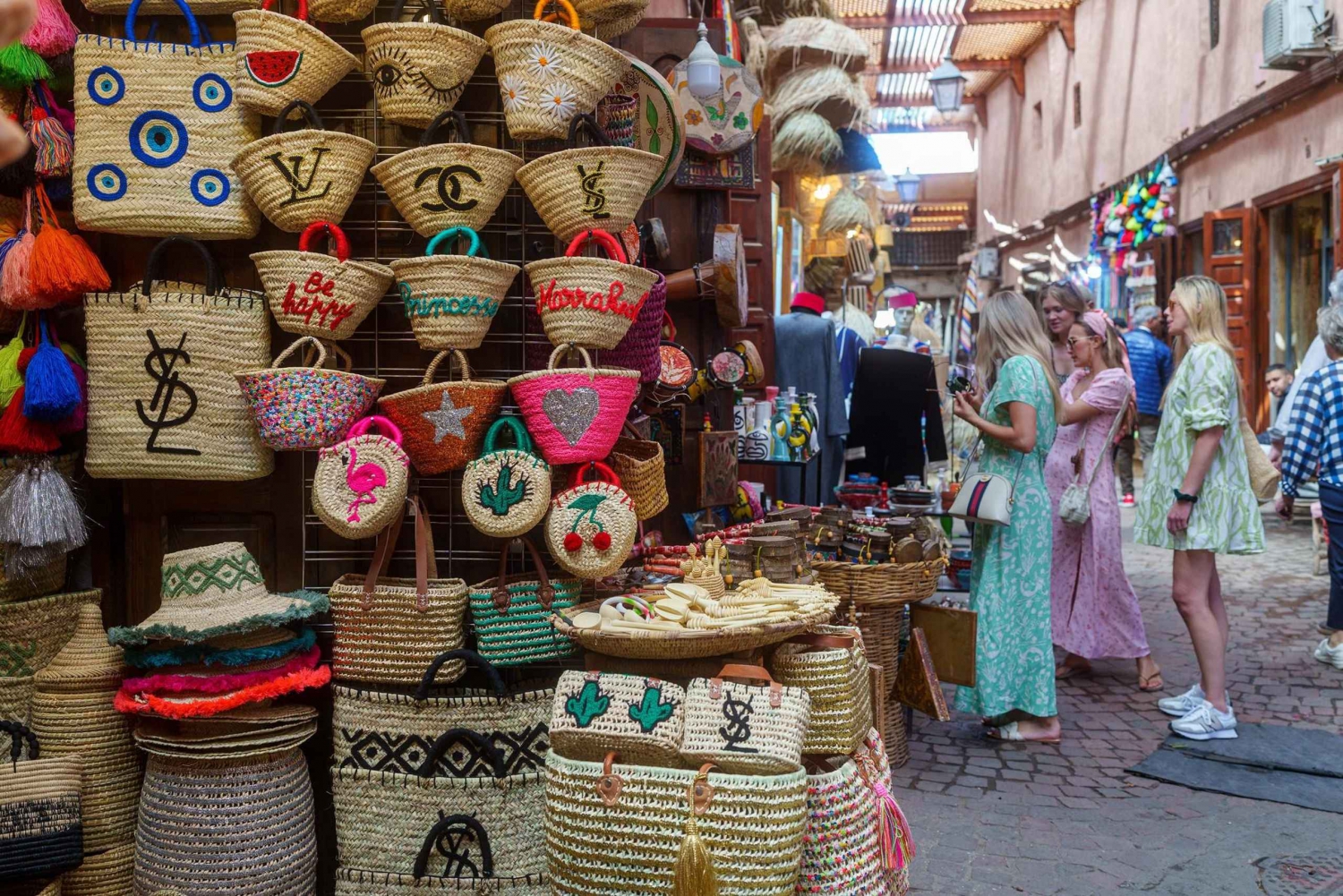 Fez: Madrasa Bou Inania, muzeum, garbarnia, suk i medyna