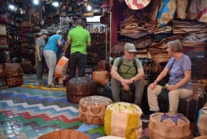 Fès : visite de la madrasa Bou Inania, du musée, de la tannerie, du souk et de la médina