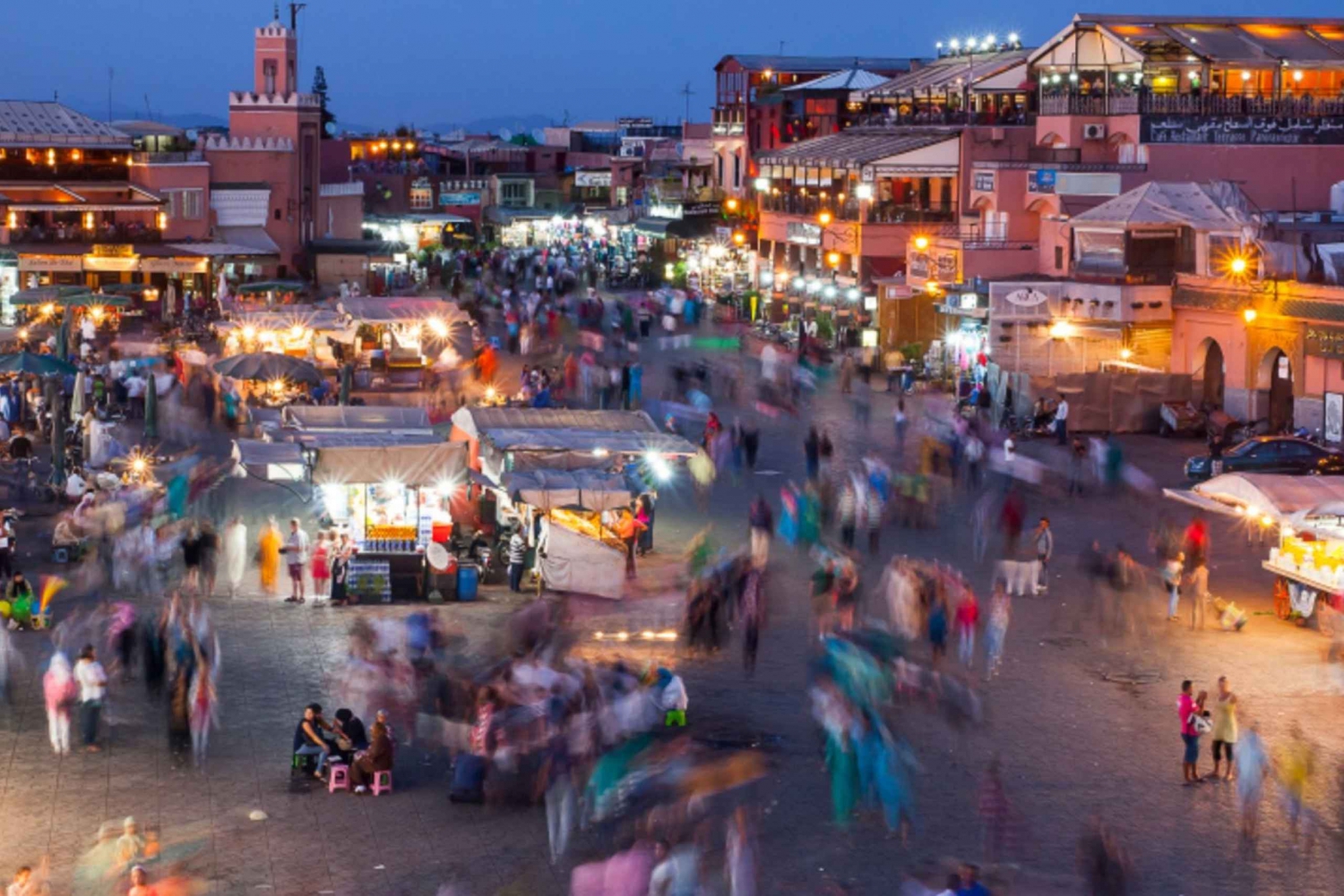 Marrakech: excursão a pé pela vida noturna de Medina com degustações