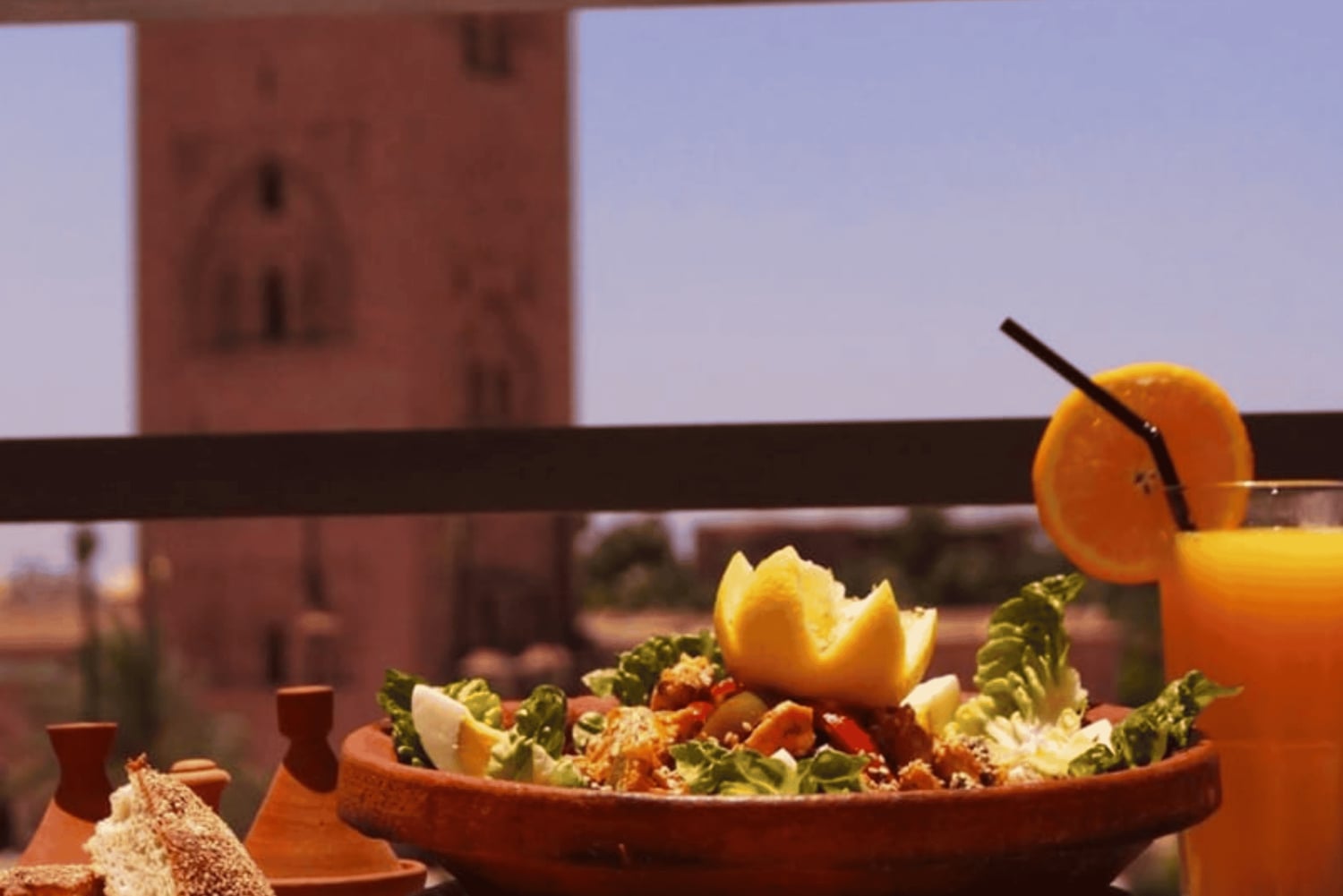 Marrakech: Medina-besøk med utsikt fra taket og tradisjonell servering