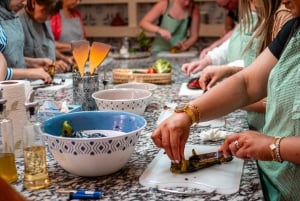 Marrakech: Moroccan Cooking Class with Market Visit and Meal