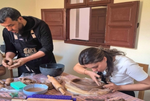 Marrakech: laboratorio di ceramica e tornitura con tè