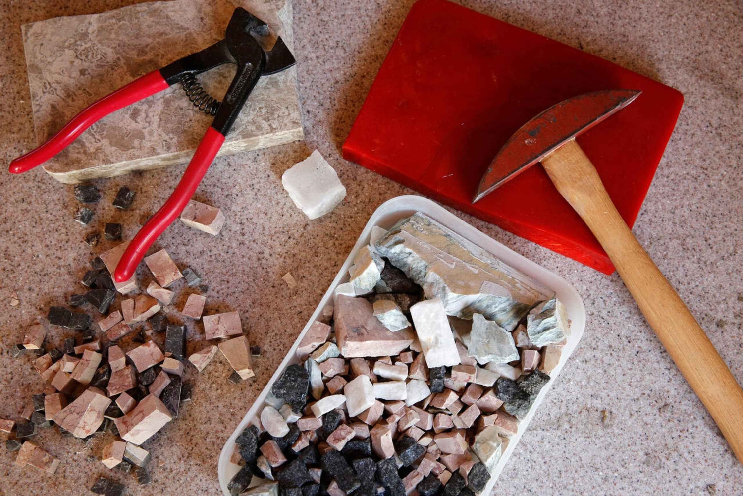 Marrakech: Mosaic Workshop with Hotel Pickup and Drop-off