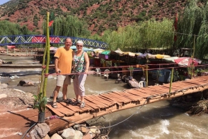 Marrakesch: Halbtägiger Ausflug ins Ourika-Tal und ins Atlasgebirge