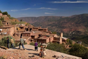 Von Marrakech aus: Tagestour durch das Ourika-Tal und die Berberdörfer