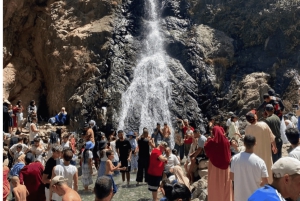 マラケシュオウリカ渓谷プライベート日帰りツアー（昼食付
