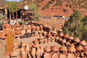 マラケシュオウリカ渓谷プライベート日帰りツアー（昼食付