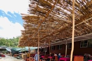 マラケシュ発：ウリカ渓谷の滝観光＆ランチ付きガイド付きハイキング