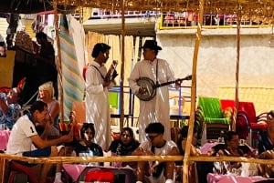 マラケシュ発：ウリカ渓谷の滝観光＆ランチ付きガイド付きハイキング