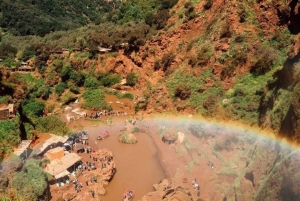 Marrakech : excursion aux cascades d'Ouzoud, randonnée guidée et option bateau