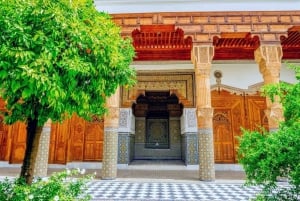 Marrakech: Medina: Palatsi, museo, Madrasa & Medina Highlights Tour