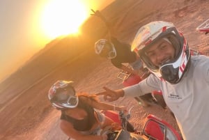 Marrakesz: Wycieczka quadem po gaju palmowym i pustyni Jbilat