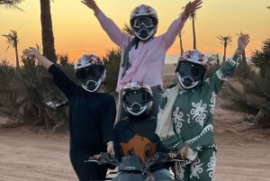 Marrakesz: Wycieczka quadem po gaju palmowym i pustyni Jbilat