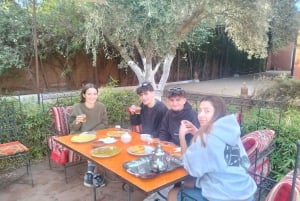 Odkryj palmowy gaj Marrakeszu na quadach