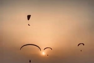 Marrakech : Parapente, balade à dos de chameau et découverte des villages berbères