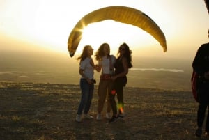 Marrakech : Vol en Parapente au-dessus du désert d'Agafay et du Haut Atlas