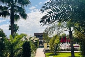 Marrakesz: całodzienny bilet wstępu do ośrodka wypoczynkowego z basenem, lunchem i transportem