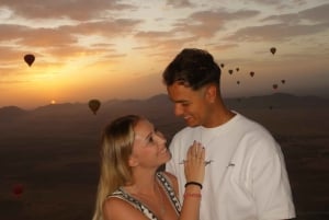 Marrakech: Romantisk tur i luftballon og berbermorgenmad
