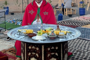 Marrakech: Royal Breakfast with Hot Air Balloons View