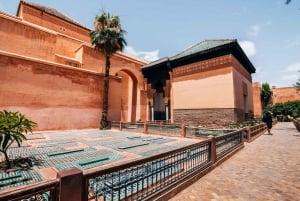 Biglietto d'ingresso per le Tombe Saadiane di Marrakech con audioguida digitale