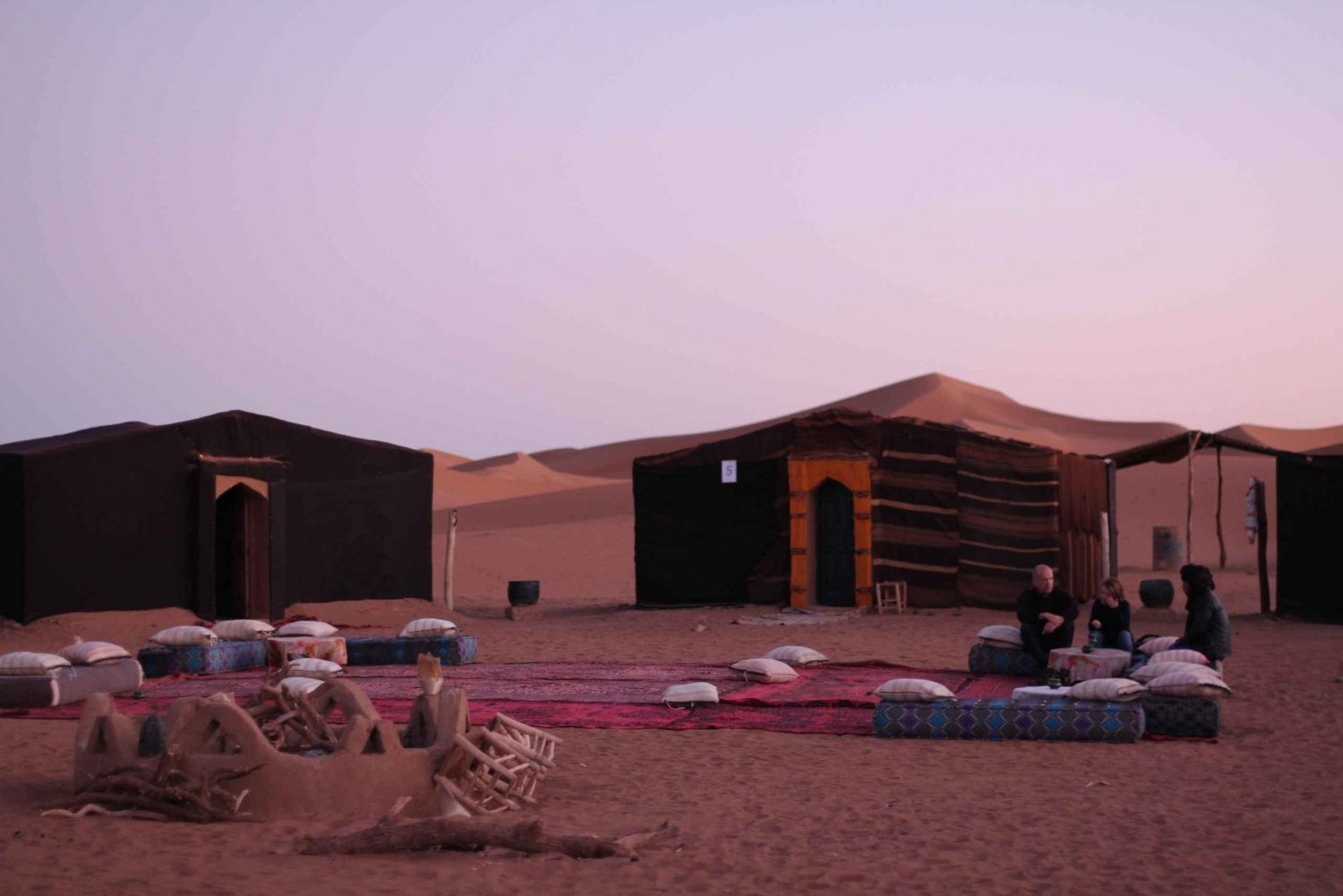 Marrakech: Qasr Al-Bahia ,Saadian Tombs & Medina Guided Tour