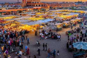 Marrakech: tour dei souk e hammam berbero con massaggio