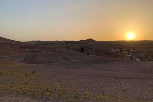 Marrakech: Sonnenaufgangs-Wüstentour mit Kamelritt und Frühstück