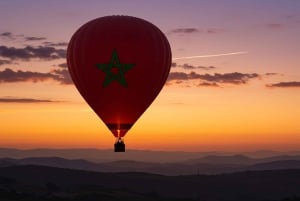 Marrakech: Soloppgangsflytur med varmluftsballong og berberfrokost