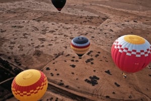Marrakech: Soloppgangsflytur med varmluftsballong og berberfrokost