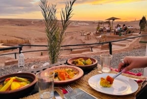 Марракеш: закат, катание на верблюде и роскошный ужин с огненным шоу