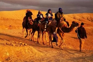 Marrakechista Zagoraan: 2 päivän luksusretki Saharaan kameliratsastuksella