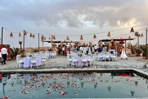 Marrakech: Top Agafay Desert Sunset Dinner & Show