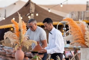 Marrakech: Top Agafay Desert Sunset Dinner & Show