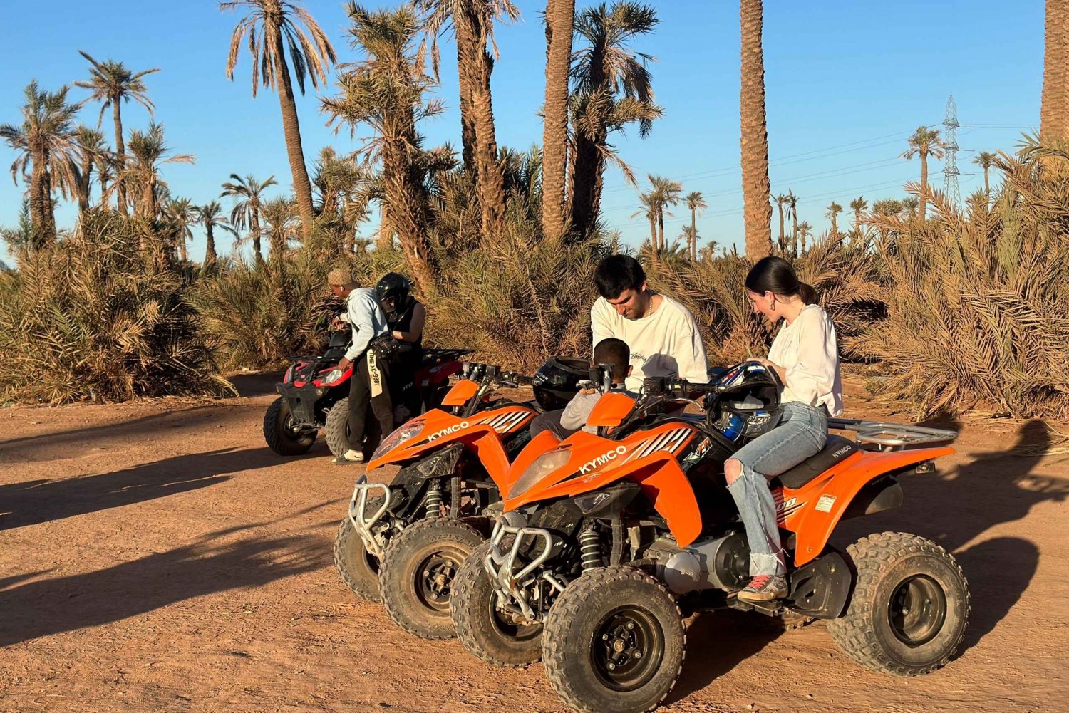 Marrakech : excursion en quad dans le désert de Jbilet avec thé marocain