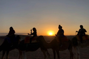 Von:Marrakech Agafay Wüste Kamelreiten Abendessen mit Sonnenuntergang