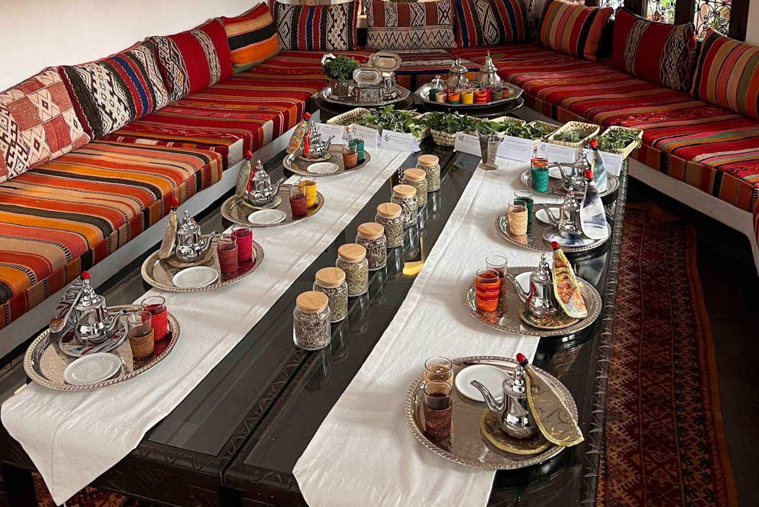 Marrakech: Traditional Moroccan Tea Ceremony Experience