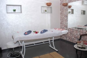 Marrakech: Traditionele MRC Hammam en Massage met Arganolie