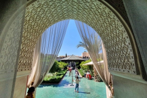 Tour de Marrakech en Tuk-Tuk avec Musée de la Photographie+Jardin secret