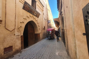 Tour de Marrakech en Tuk-Tuk avec Musée de la Photographie+Jardin secret