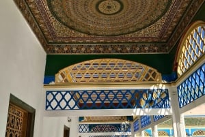 Marrakech Discovery: Monuments, Market & Medina Walking Tour