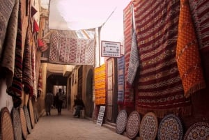 Marrakech: Soukit - puoli päivää.