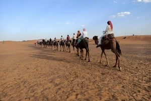 Marrakech: Excursión de 3 días a Fez con acampada en el desierto de Merzouga