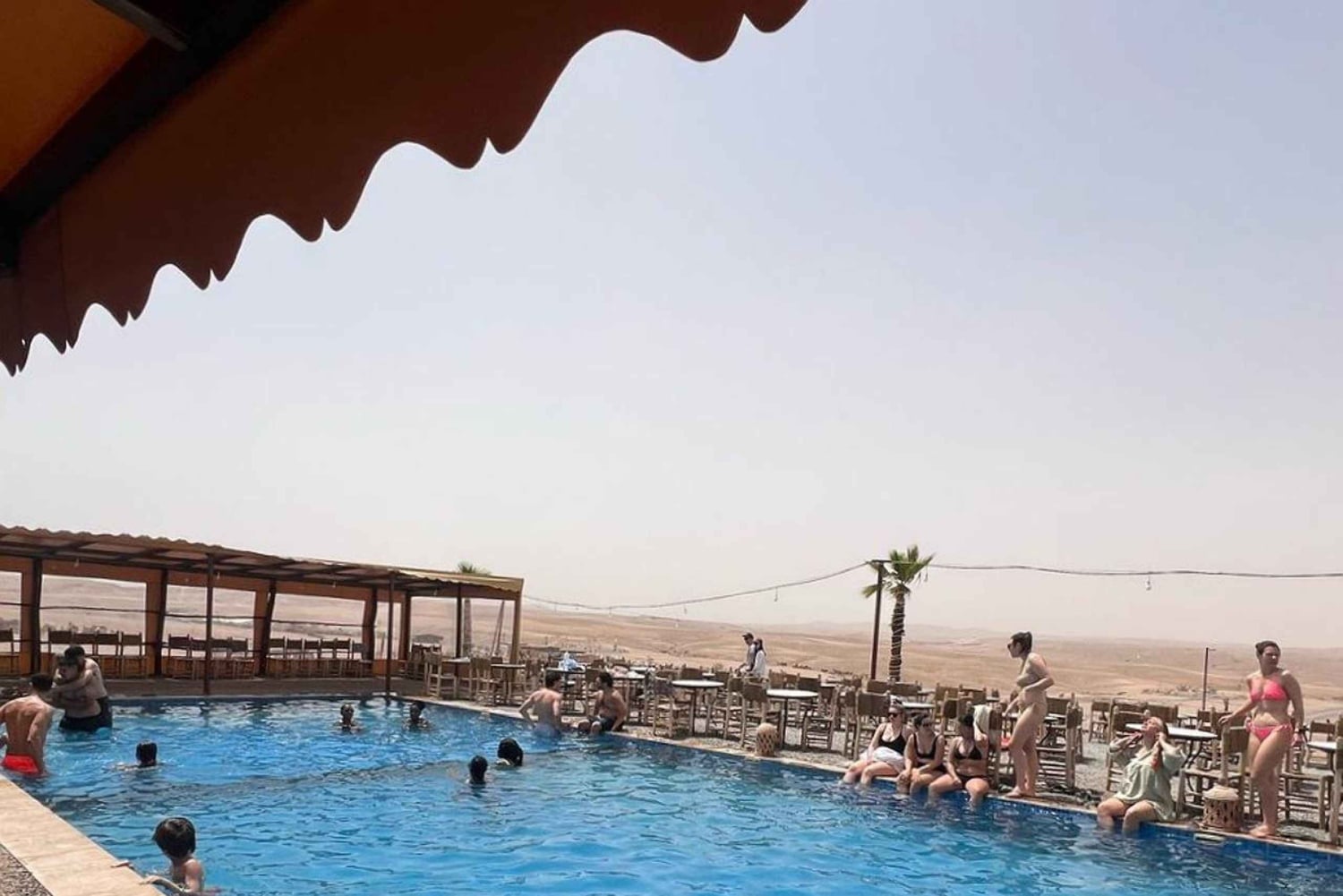 Marrakesh: Excursão ao deserto de Agafay com almoço e piscina