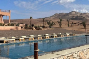 Marrakesh: Agafay-ørkentur med frokost og swimmingpool