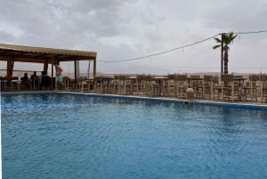 Marrakesh: Excursão ao deserto de Agafay com almoço e piscina