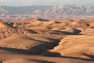 Marrakesh: Excursão ao deserto de Agafay com almoço e piscina