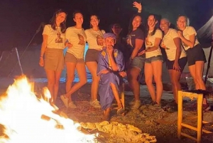 Marrakesh: Aavikon auringonlasku illallisella ja show'lla